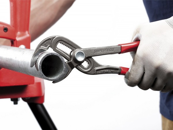 529 Сантехнические клещи, применение 529 Сантехнические клещи, применение