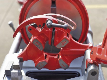 Станок резьбонарезной, резьбонарезная головка Станок резьбонарезной, резьбонарезная головка